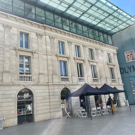 Cosy En Hyper Centre *